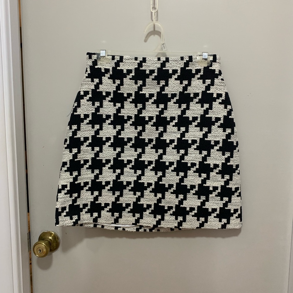 H&M High Waisted Mini skirt